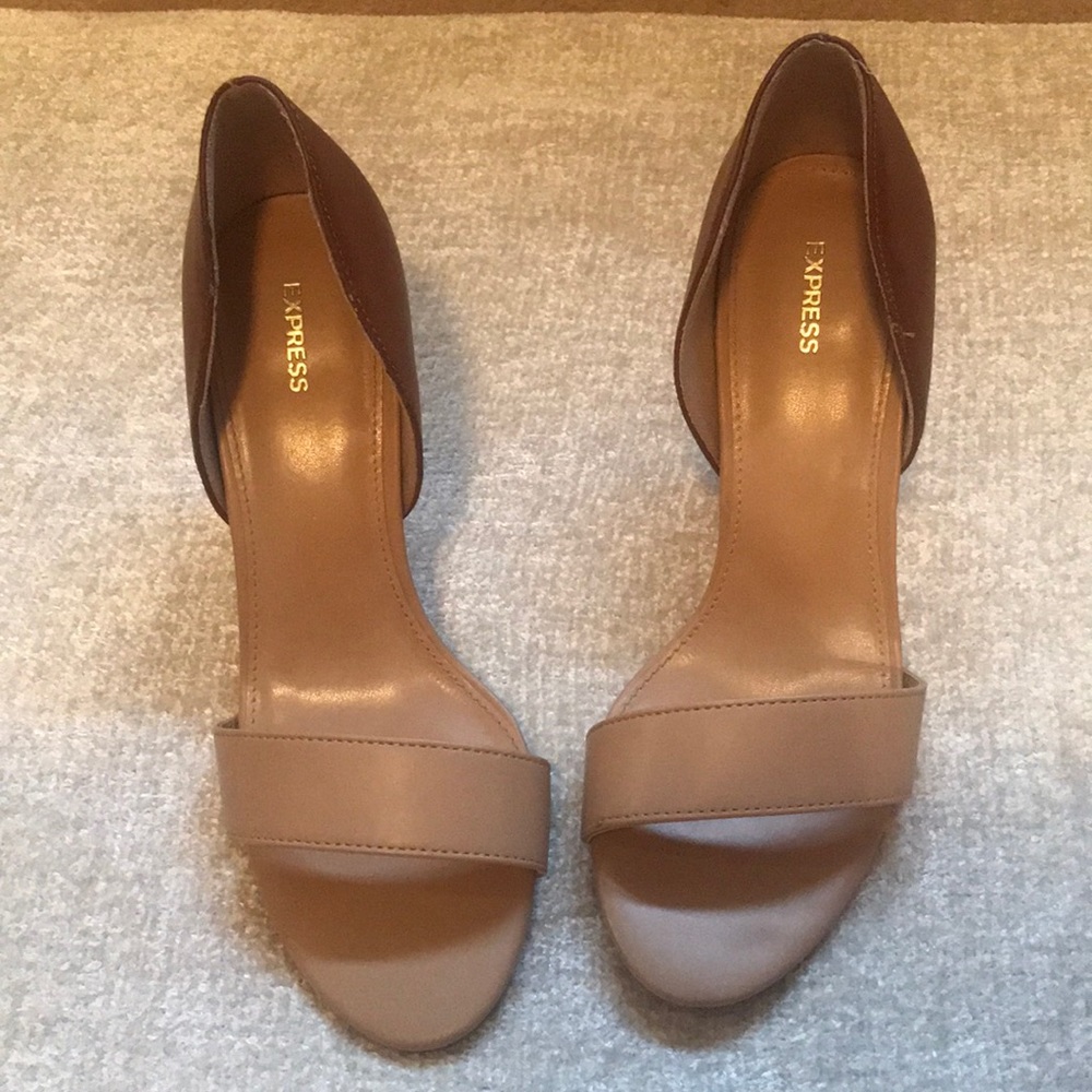 Express Colorblock Heels - Picture 2 of 7